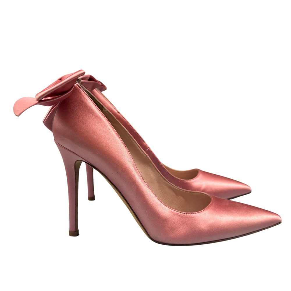 Size 7 - SJP Sarah Jessica Parker Lucille Satin Pointed Toe Bow High Heels Pink